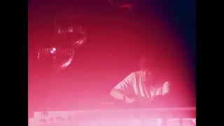 KSUKE x AMBER from f(x) - BREATHE AGAIN