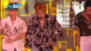 اجرای Kokobop از Exo