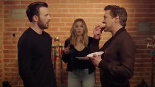 جر و بحث کاپیتان آمریکا و آیرون من سر یک دونات