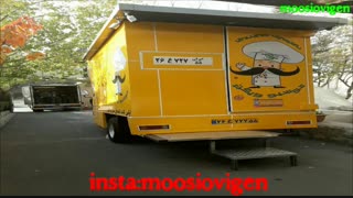 ماشین سیار غذا خوری کباب لقمه ای ساندویچی موسیو ویگن