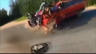 خطر رانندگی پرسرعت با موتور سیکلت