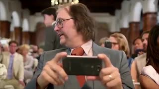 ویدیو تبلیغاتی ماکروسافت برای تمسخر کردن طرف داران اپل وسامسونگ