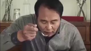 قاشق رباتیک برای افرادی که پارکینسون دارند