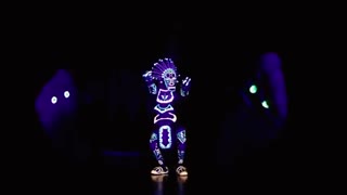 عروسک گردانی دیدنی بارنابی دیکسون