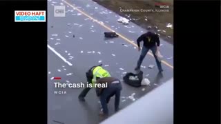 وقتی بزرگراه‌ پر از پول می‌شود