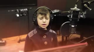 اجرای فوق‌العاده ی بهترین های مسابقه ی احلی صوت برای کشته های فلسطین و عراق (کلیپ رحمان)