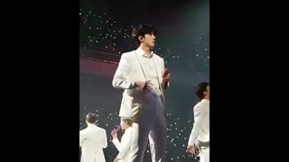 چانیول میاد سهون رو بزنه ^_^ اکسو EXO