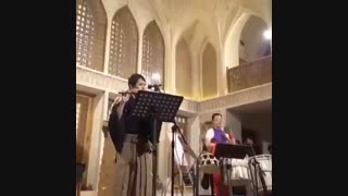نواختن آهنگ "ای ایران" توسط 2 نوازنده ژاپنی در کاشان
