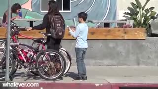 King Fun: پسر 11 ساله مخ میزنه :| (خیلی باحاله حتما ببینین)