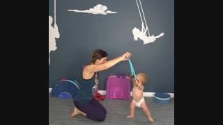 یه راهکار ساده و عالی برای کمک به راه رفتن کودک