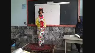 خرسی که می خواست خرس باقی بماند. هویت 2