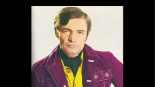 آهنگ "رضا بیک مرد هزار چهره" از پطروس تیت