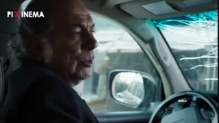 سکانس فیلم کارگر ساده نیازمندیم : شکستن شیشه ماشین جهان