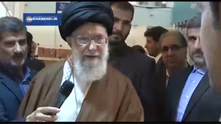بازدید سرزده رهبر انقلاب از سی و یکمین نمایشگاه بینالمللی کتاب تهران