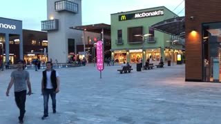 مرکز خرید ایست پوینت تفلیس