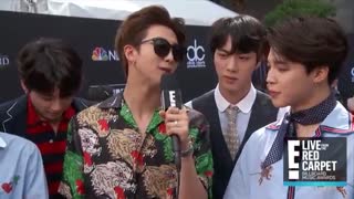 مصاحبه BTS در ELIVE! فرش قرمز BBMAs 2018