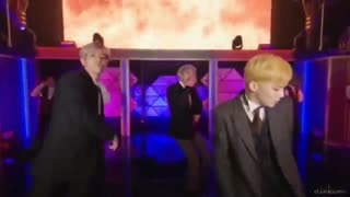 ورژن دنس موزیک ویدیو Horololo از EXO-CBX