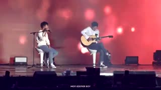 یکی از آهنگای مورد علاقم :) boyfriend از چانیول و دی او ❤❤ _EXO_اکسو