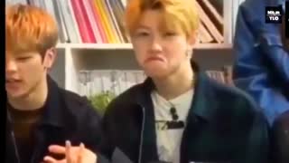 Lee felix moments_Stray kids