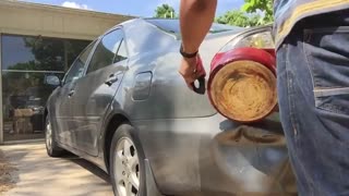 ساده ترین ترفند صاف کردن بدنه ماشین با آب گرم