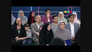 خندوانه 97 جناب خان و نازنین بیاتی چقد معصومه این دختر! اصلاح فرم صورت