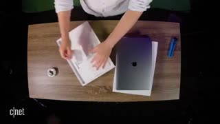 بازگشائی جعبه مکبوک پرو 2018 جدید اپل