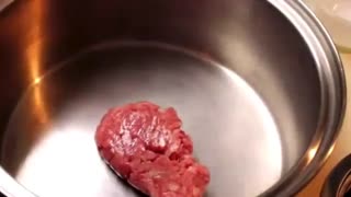 آموزش تهیه پیراشکی گوشت و سبزیجات