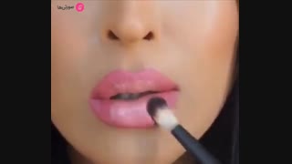 آموزش آرایش لب