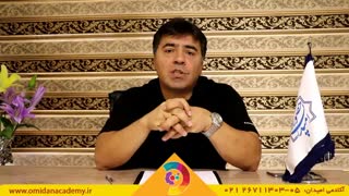 دکتر جاوید ثمودی : کودک آرام دکتر پوست