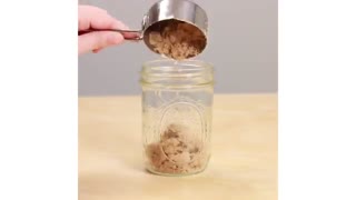 ۱۸ روش خلاقانه برای شیشه های دور ریختنی