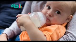 نحوه شیر دادن به نوزاد با شیشه
