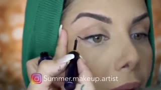 چگونه خط چشم حرفه اى بکشیم !