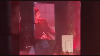 Chanyeol and D.o  funny during