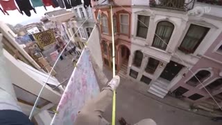 بندبازی الکس میسون Alex Mason در کوچه های استانبول