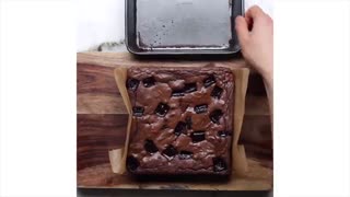آموزش کیک شکلاتی پر از شکلات