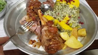 رستوران آویشو تهرانپارس
