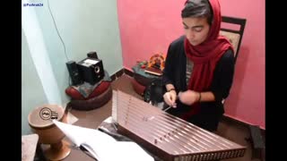 دختر شیرازی - سنتور: هستی زند دندانپزشکی کودکان