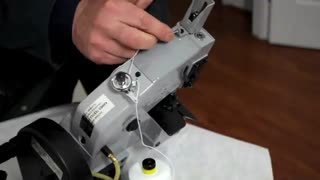 طریقه تعویض سوزن چرخ سرکیسه دوز