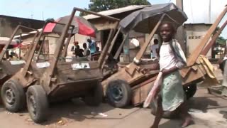 خرد گر سخن برگزیند همی همان را گزیند که بیند همی ! شاهنامه