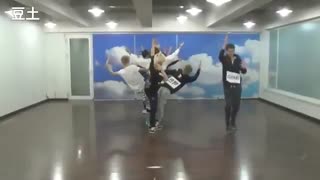 تمرین اکسو ( Wolf )