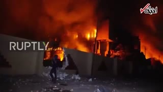 آتش زدن ساختمان‌های دولتی در بصره توسط معترضان