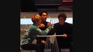 وقتی بکهیون خودشو واسه چانیول لوس میکنه ~ㅅ~