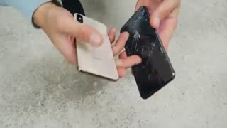 تست سقوط آیفون Xs و آیفون Xs مکس