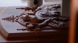 حکاکی سه بعدی روی چوب با دستگاه CNC