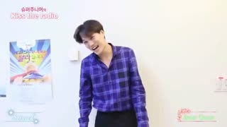 میکس گروه دوست داشتنیمون اکسو - exo( پشت صحنه زندگی - فرزاد فرزین )