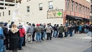 صف طولانی مشتاقان ماری‌جوانا در کانادا