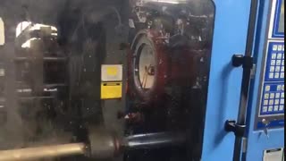 قیمت دستگاه تزریق پلاستیک 380 و 400 تن چینی