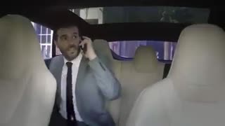 تاکسی بدون راننده کمپانی تسلا در دبی!!!