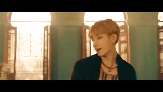 میکس آهنگهایARIANA_GRANDE_BTS_7_RINGS_AIRPLANE فوق العاده!!